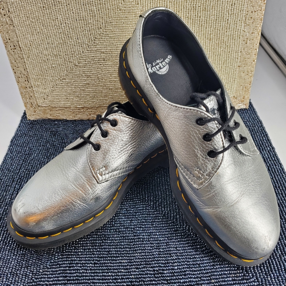 Dr. Martens 1461 Women's US 7 Oxford Metallic Silver Leather AW004 (6)